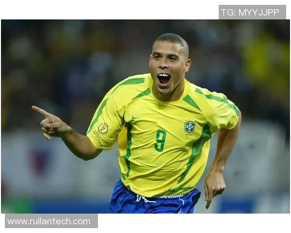 小罗：可以成为巴黎前史的一部分，我感到无比骄傲