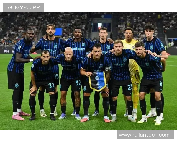 曼城标价3500万欧，国米有意签下阿克 仿制阿坎吉成功